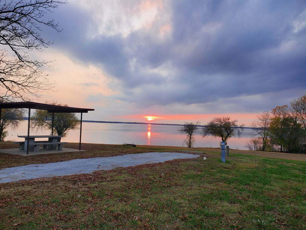 Home 11 Clear Lake Park